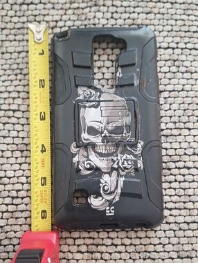Source Unknown Black Phone Case with White Skull and Rose Graphic